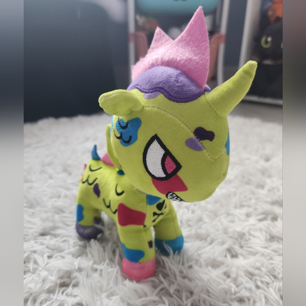 Tokidoki Kaijucorno